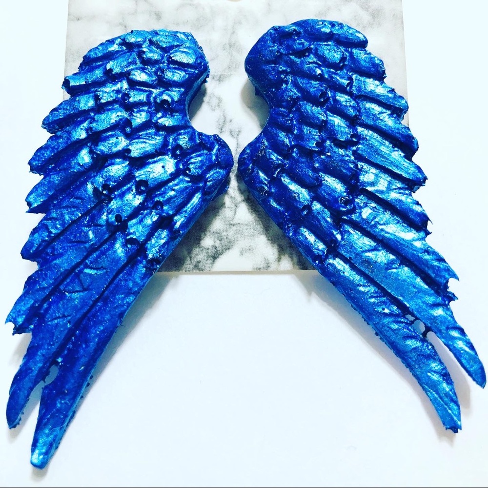 Angel wings